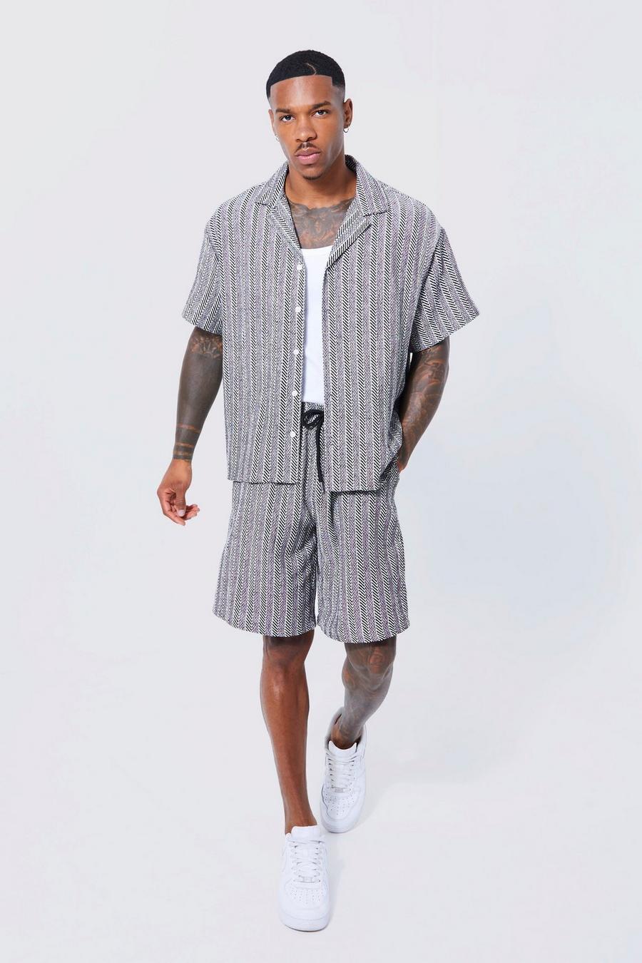 Men's Boxy Zig Zag Texture Shirt And Shorts | Boohoo UK