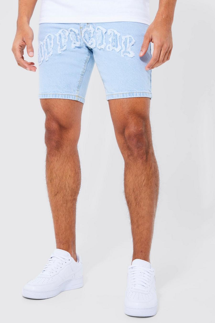 Jeansshorts mit geradem Bein und Official Applikation, Ice blue image number 1