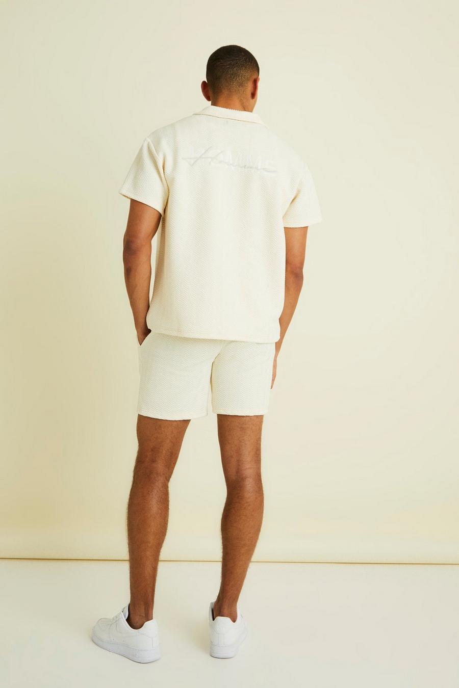 Pantalón corto y camisa de tela jersey con bordado de espiguilla, Ecru bianco image number 1
