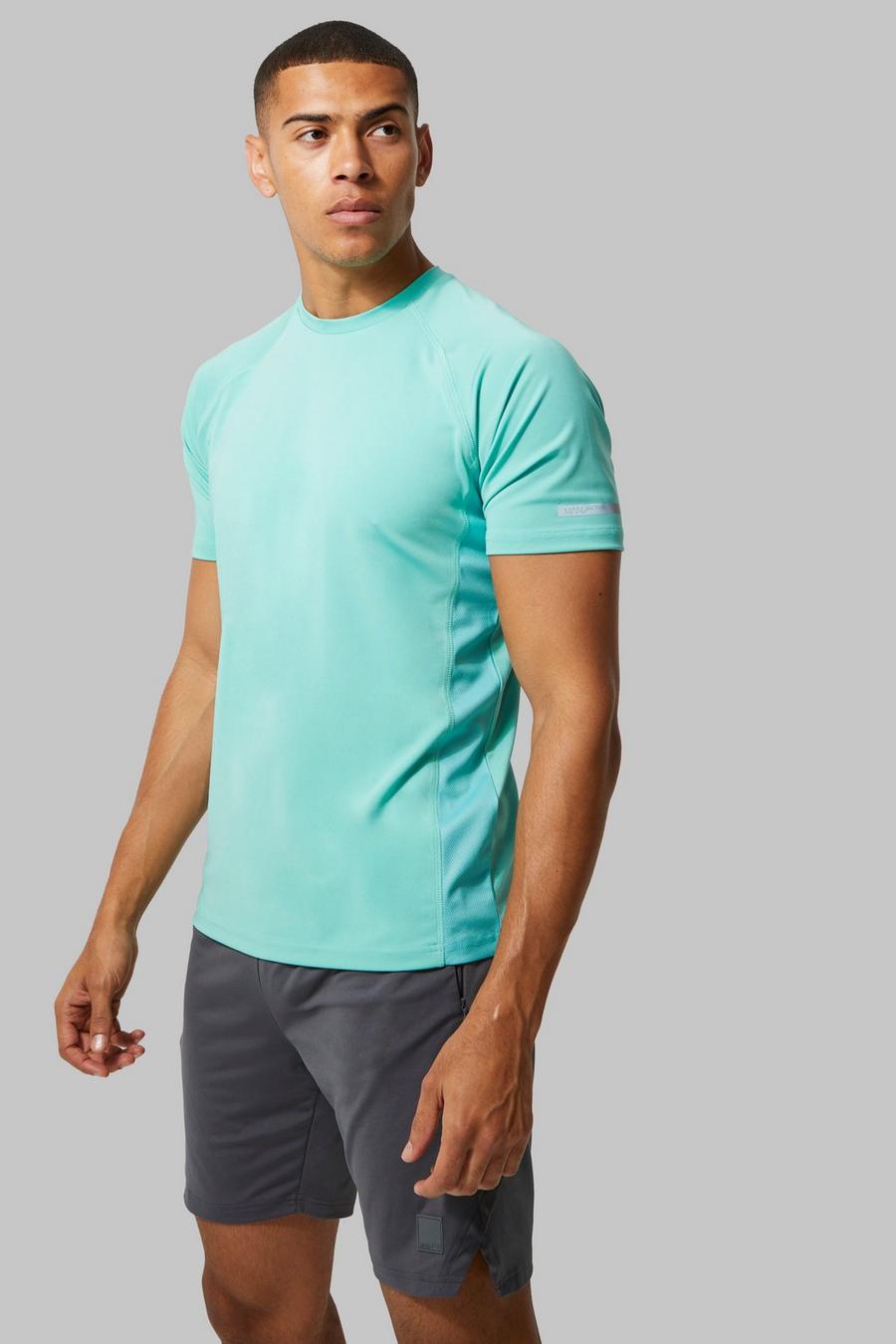 Mint green Man Active Contrast T-shirt And Short Set  image number 1