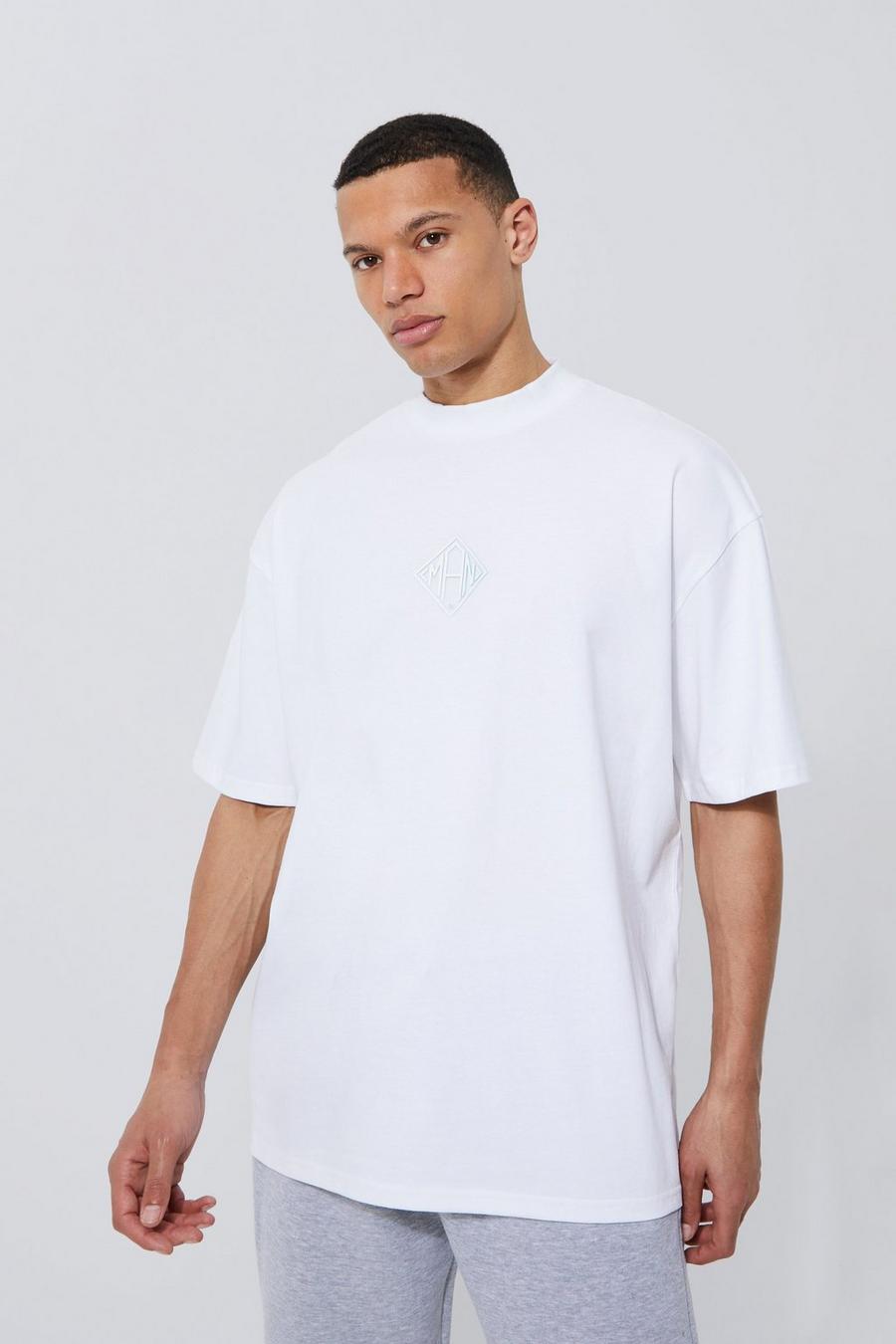 White Tall Oversized High Build Man Graphic T-shirt