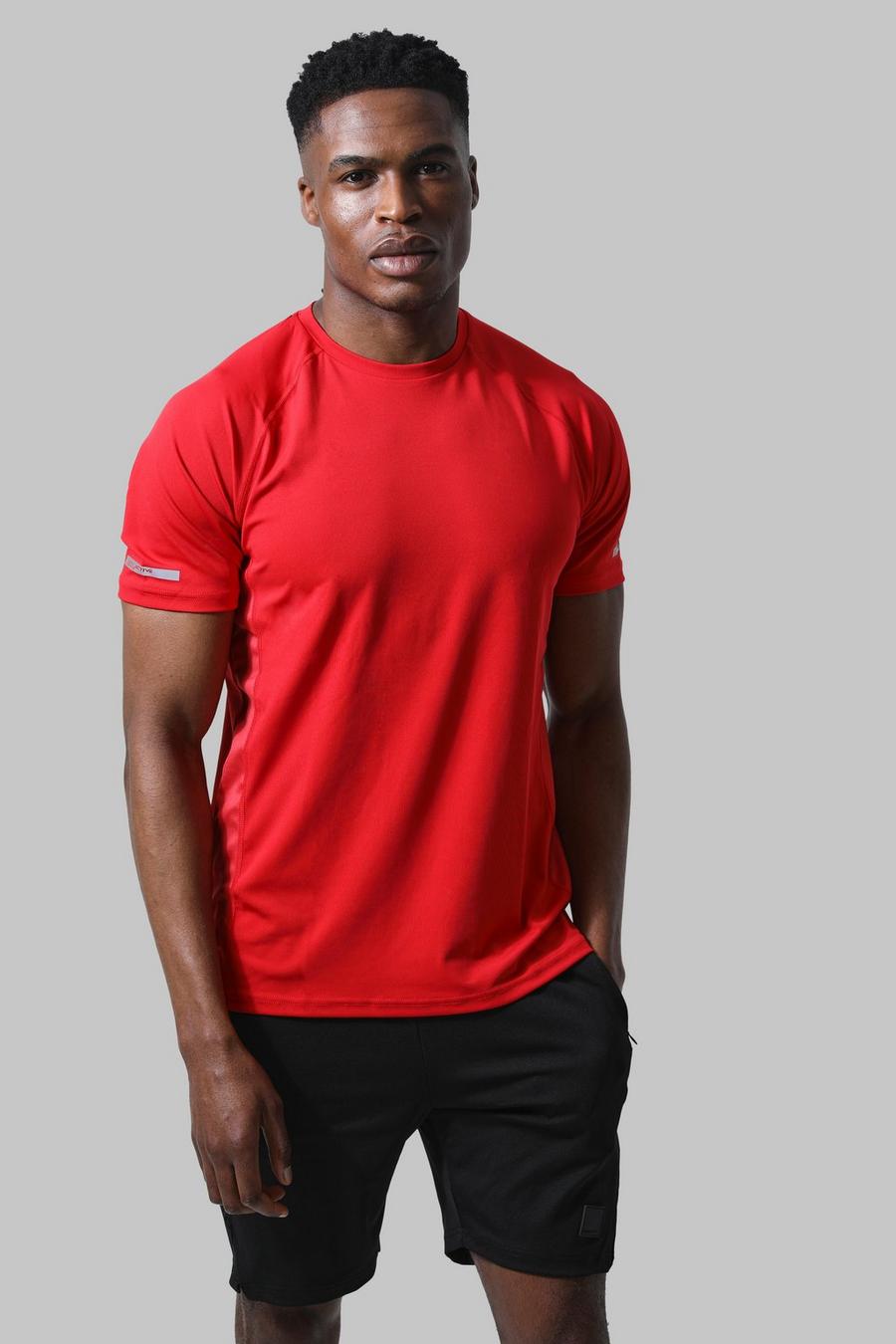 Red Man Active Contrast T-shirt And Short Set image number 1