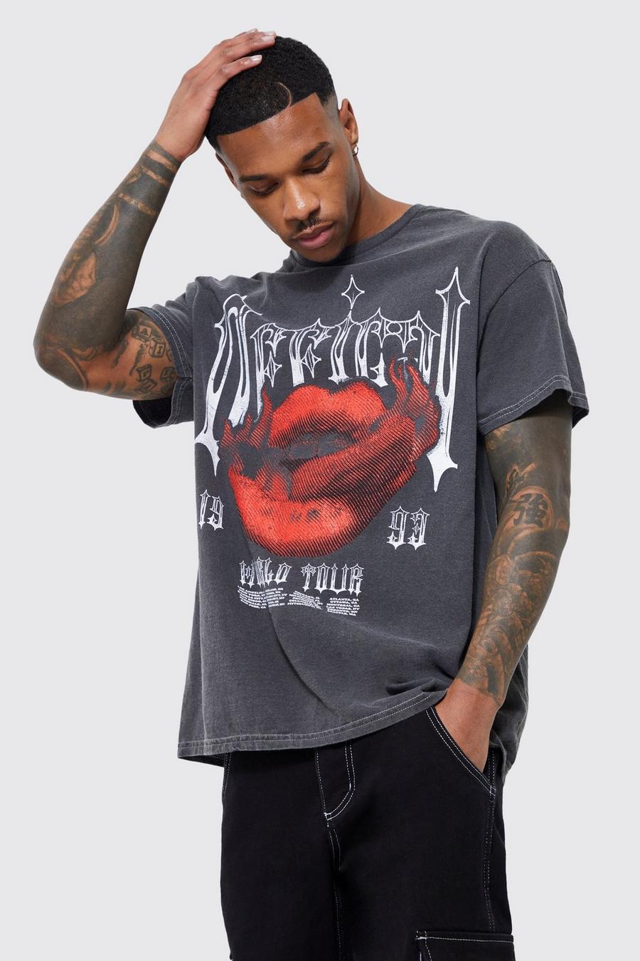 Charcoal gris Oversized Overdyed Gothic Lips Graphic T-shirt image number 1