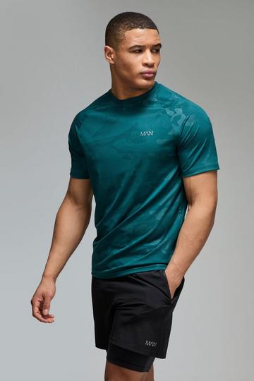 Man Active Camo Raglan Performance T-shirt dark green