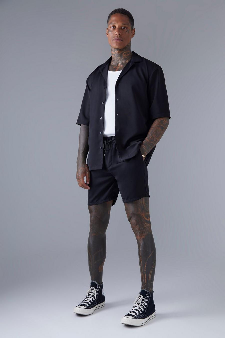 Black Satijnen Drop Overhemd Met Korte Mouwen En Revers Kraag En Shorts Set