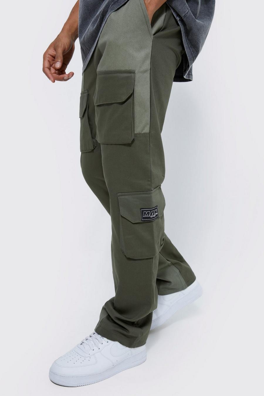 Pantaloni Cargo a zampa fissi Slim Fit a blocchi di colore, Khaki image number 1