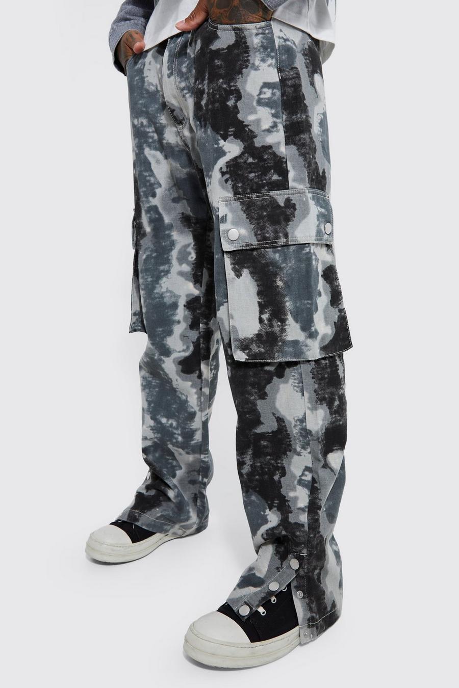 Black Fixed Relaxed Camo Cargo Popper Hem Pants image number 1