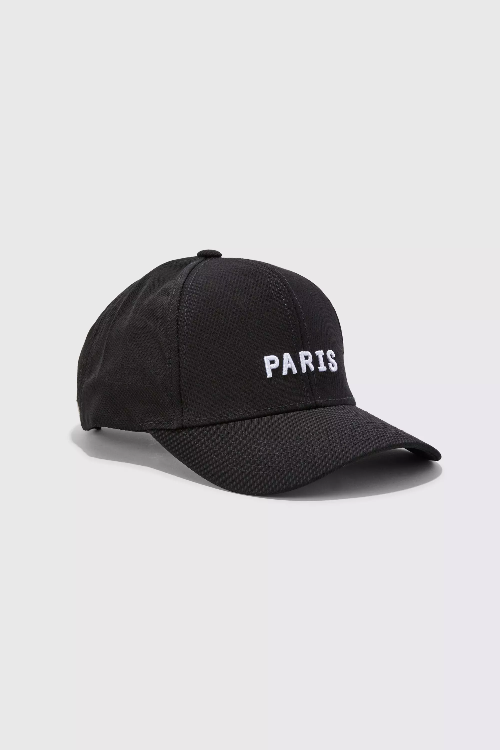 Black Paris Embroidered Cap صورة بديلة