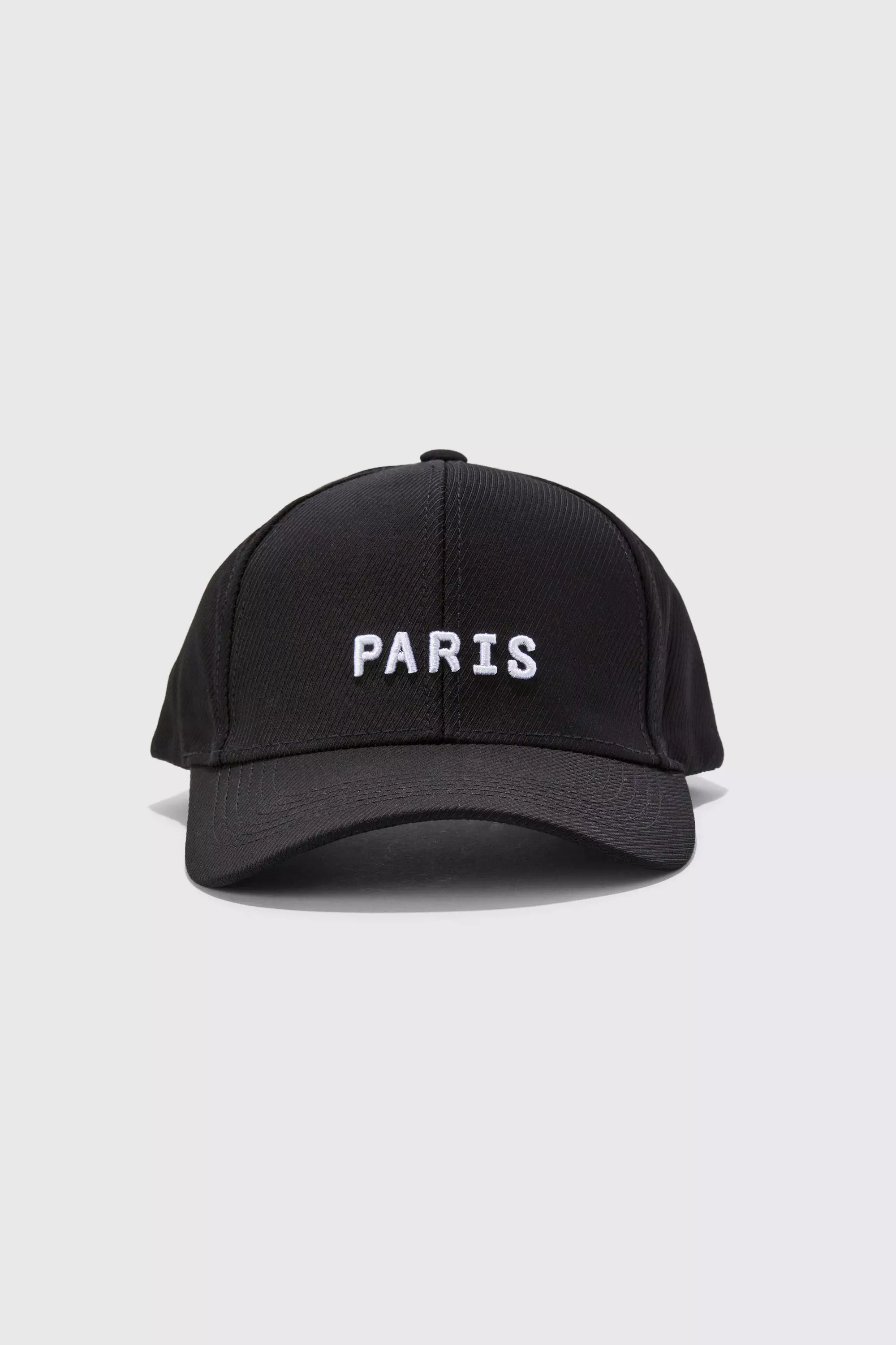 Black Paris Embroidered Cap صورة بديلة