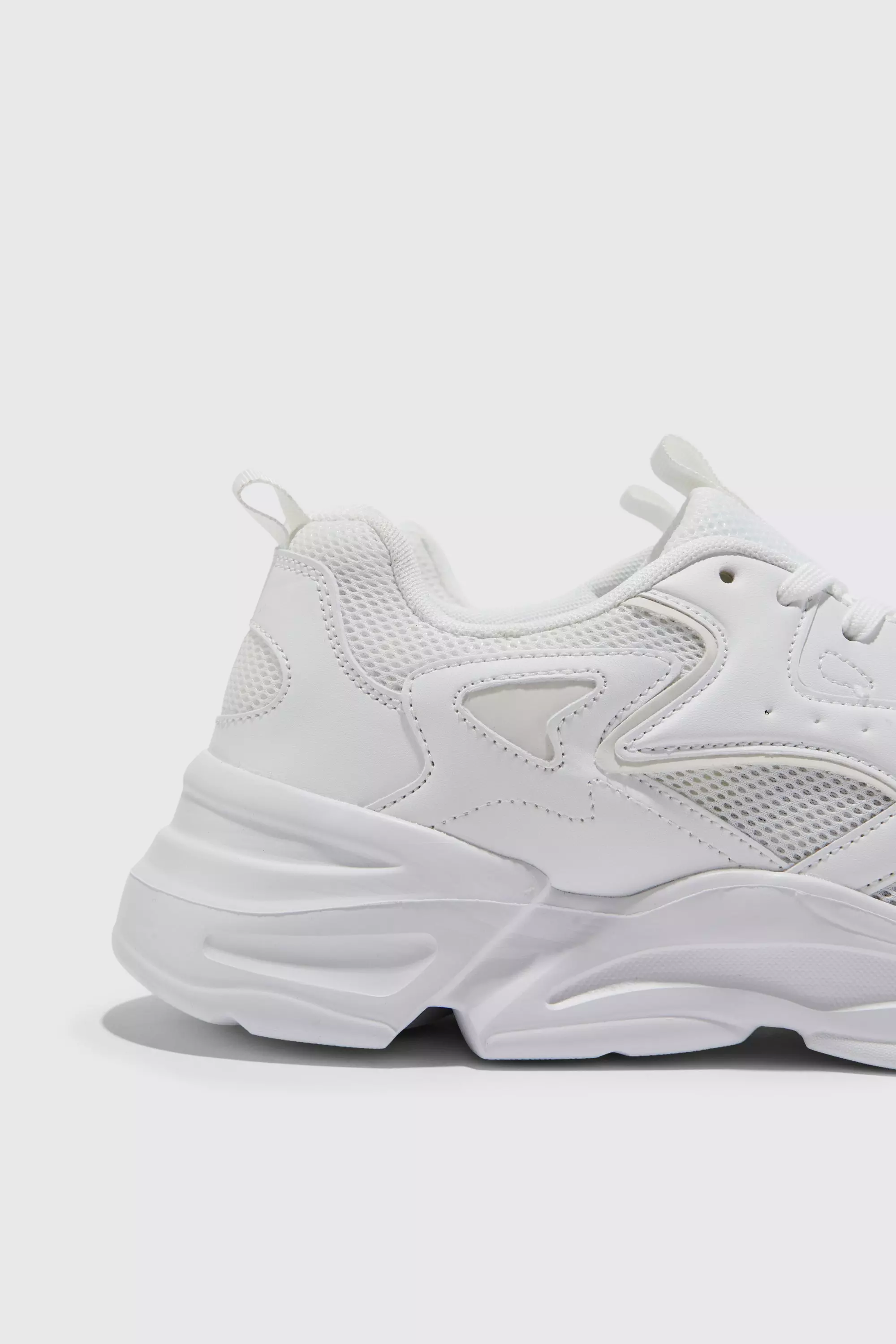 White Chunky Runner Trainer alternative image