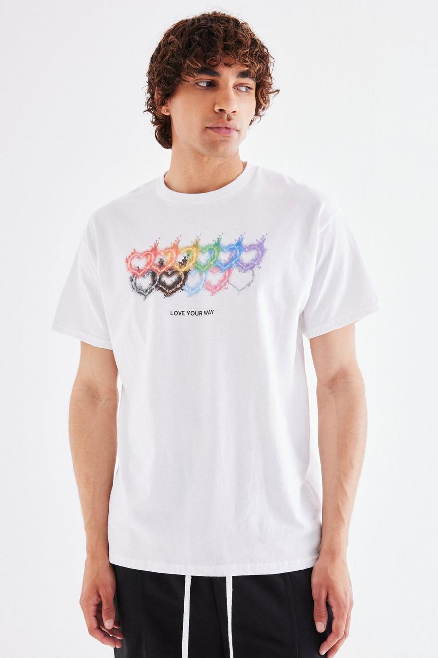 T-Shirt mit Pride Herz, White image number 1