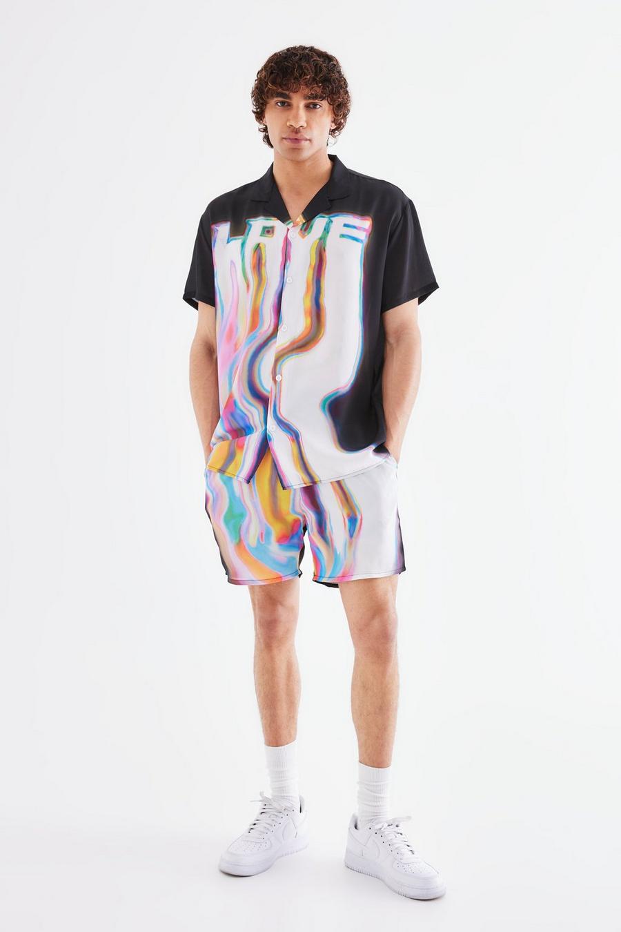 Kurzärmliges Oversize Pride Hemd & Shorts mit Love Batik Print, Black