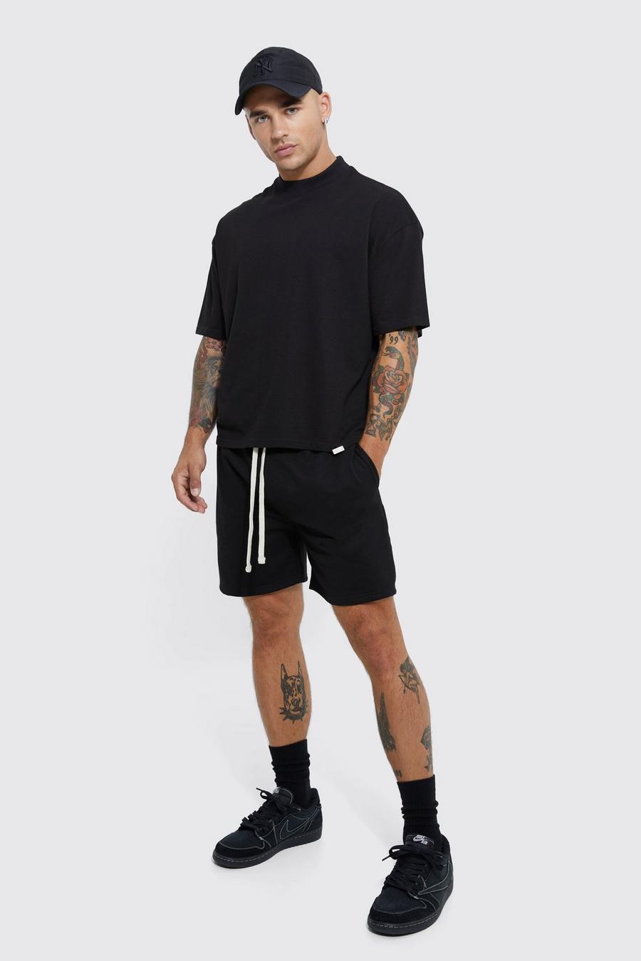 Kurzes Oversize T-Shirt & Shorts, Black image number 1