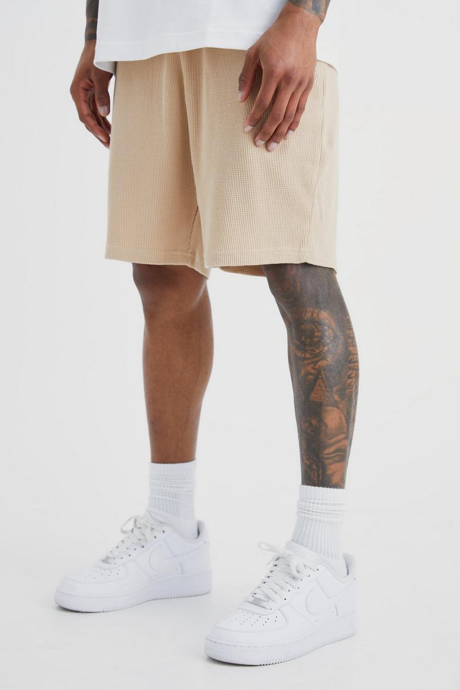 Lockere Shorts in Waffeloptik, Stone beige