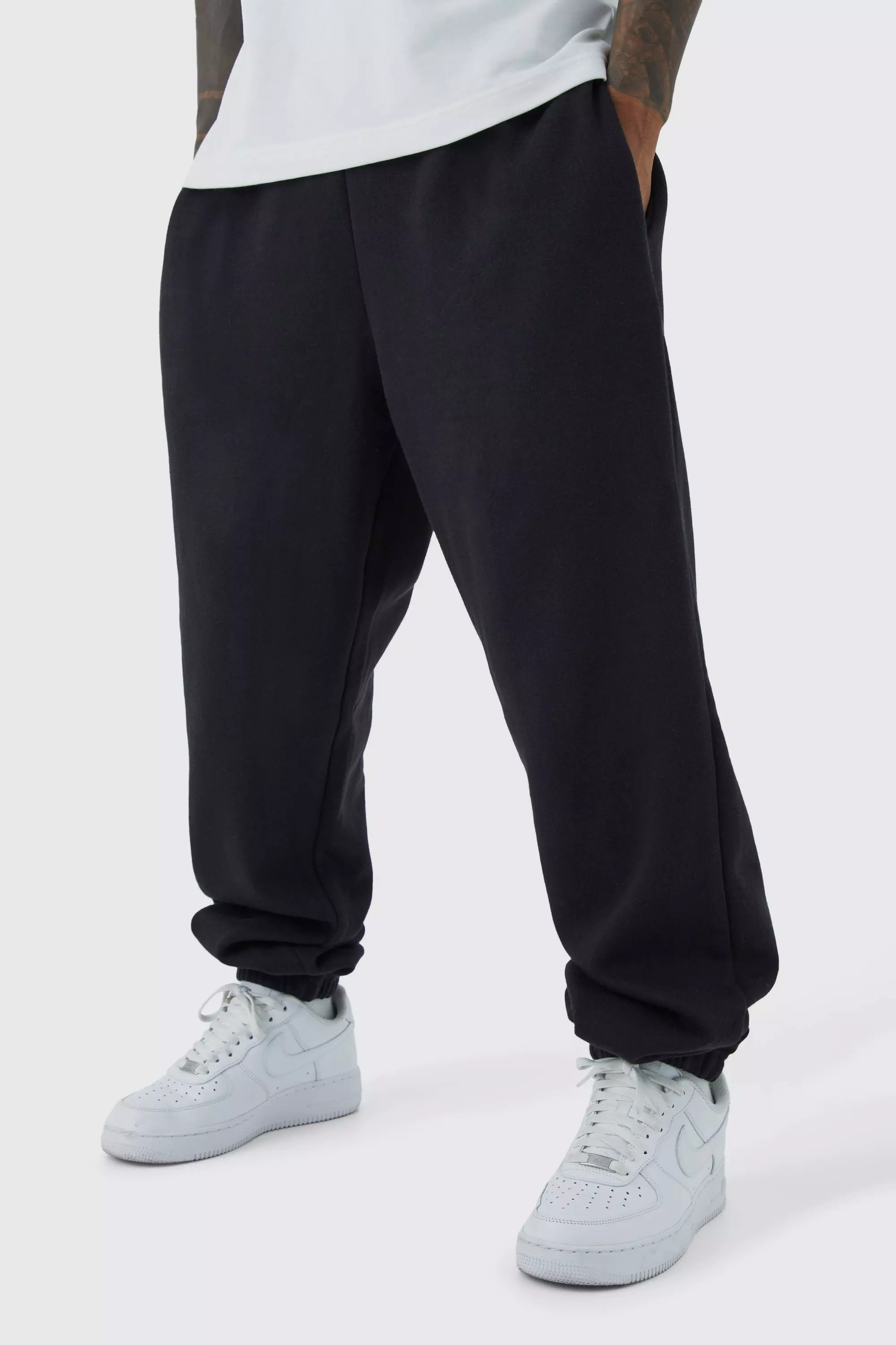 Black Basic Oversized Fit Jogger alternative image