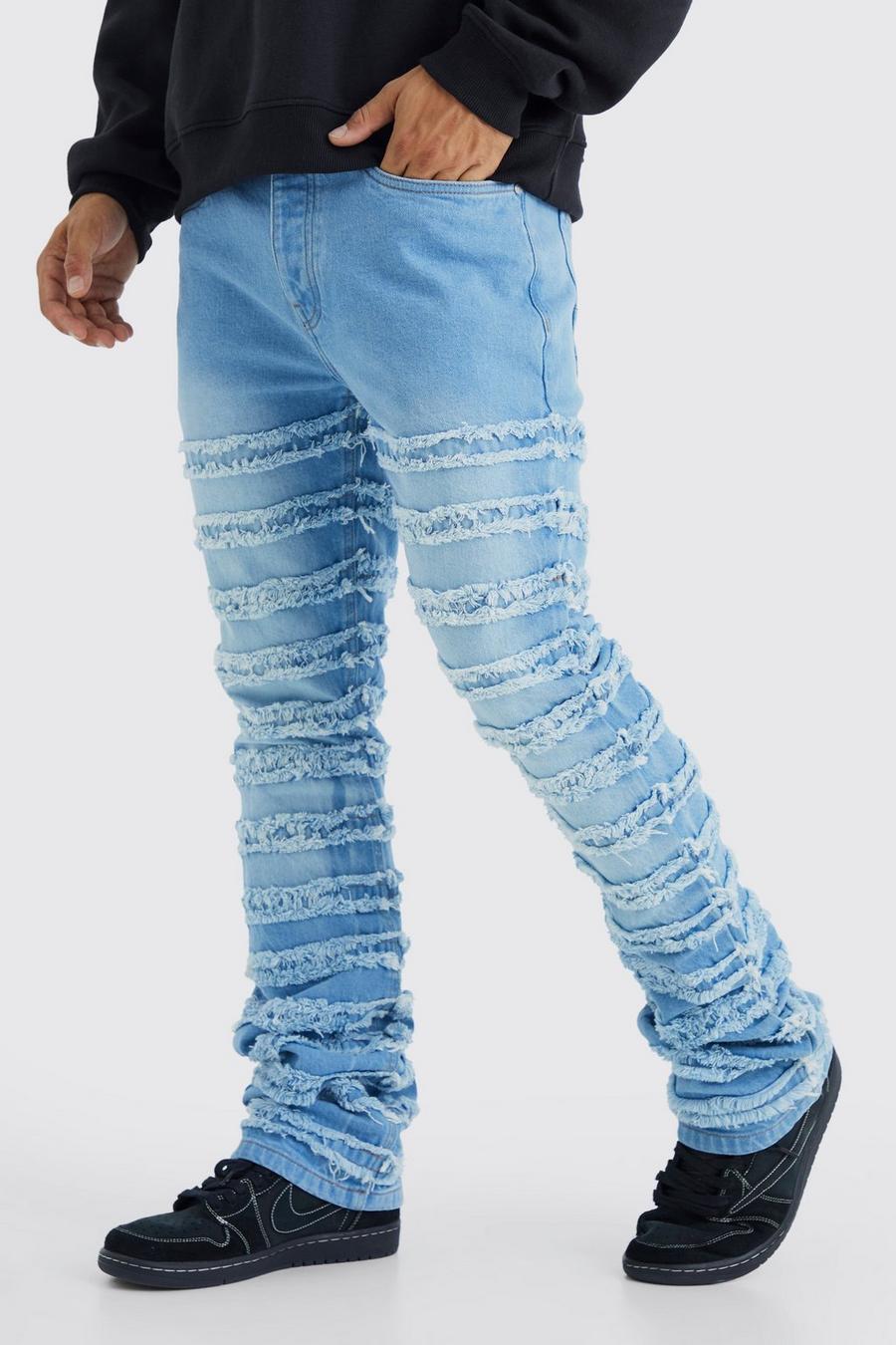 Jeans a zampa Slim Fit in denim rigido con pannelli sfilacciati, Light blue azzurro