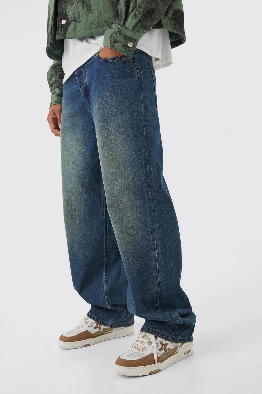 Jeans extra comodi in denim rigido con applique stile Graffiti, Antique wash image number 1