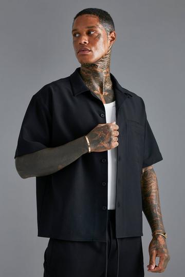 Short Sleeve Stretch Boxy Fit Shirt black