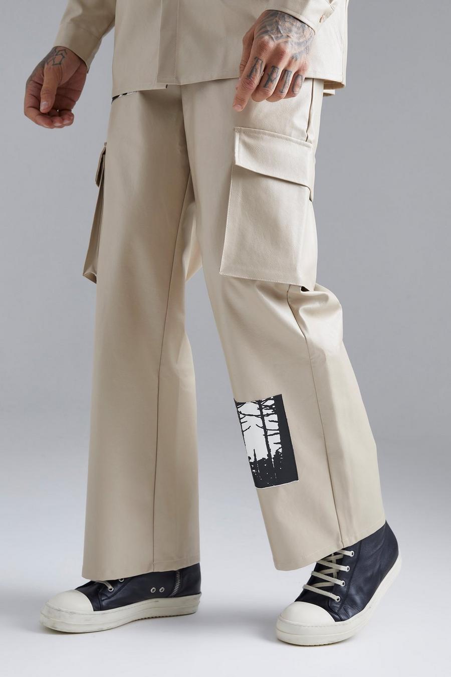 Pantalón cargo de cuero sintético con emblema de foto, Stone beige