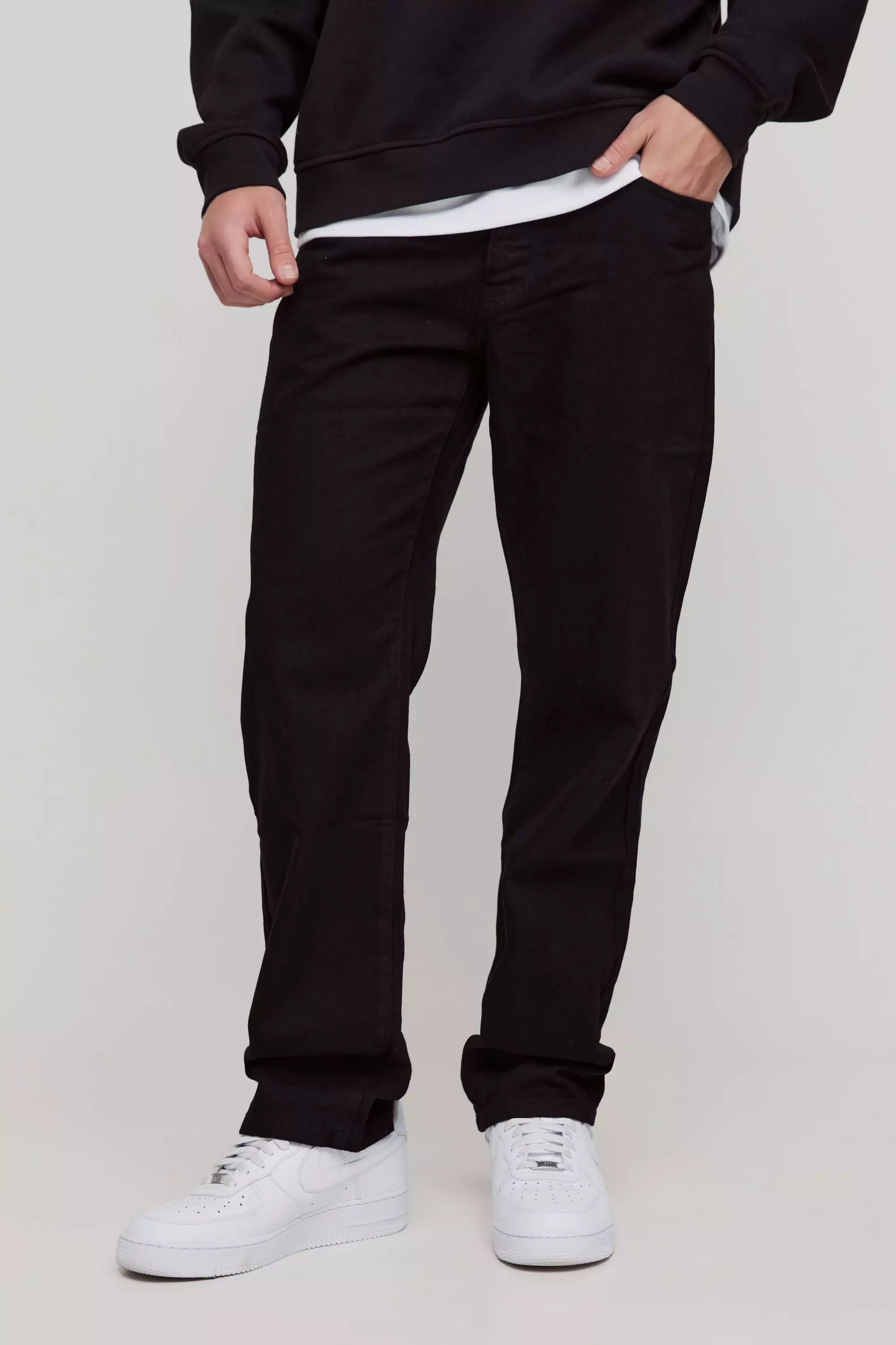 True black Relaxed Rigid Jean alternative image
