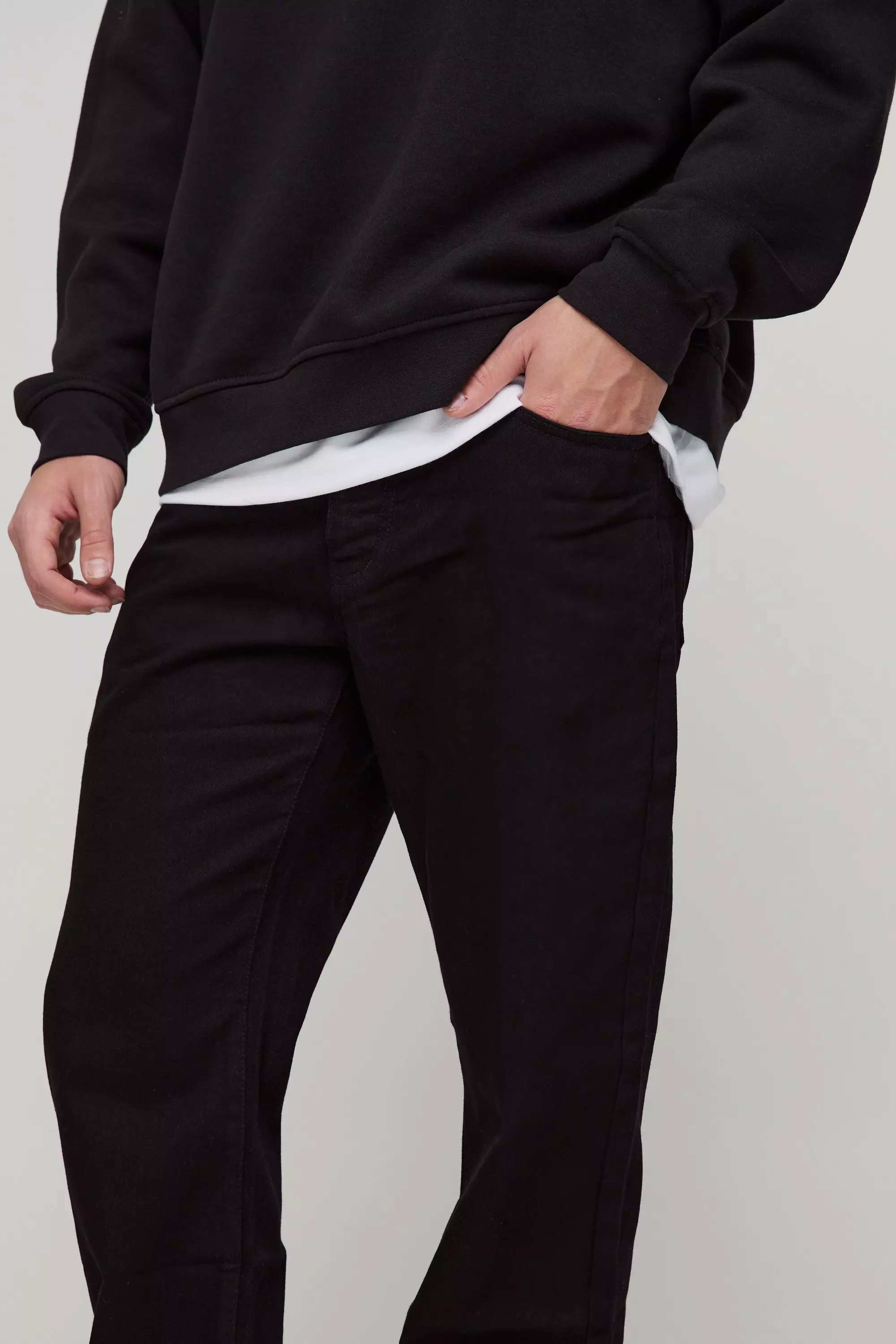 True black Relaxed Rigid Jean alternative image