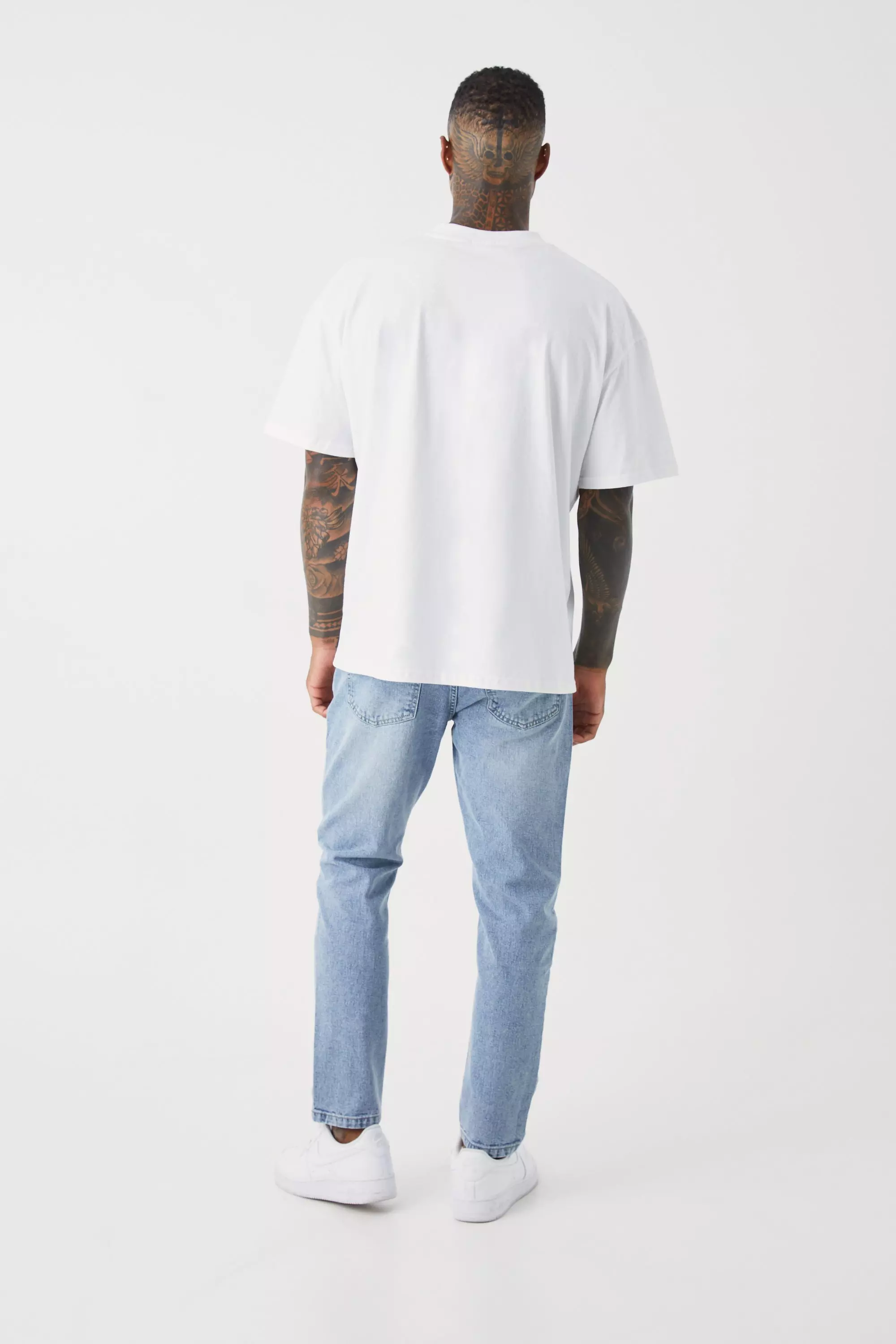 Light blue Tapered Rigid Jean alternative image