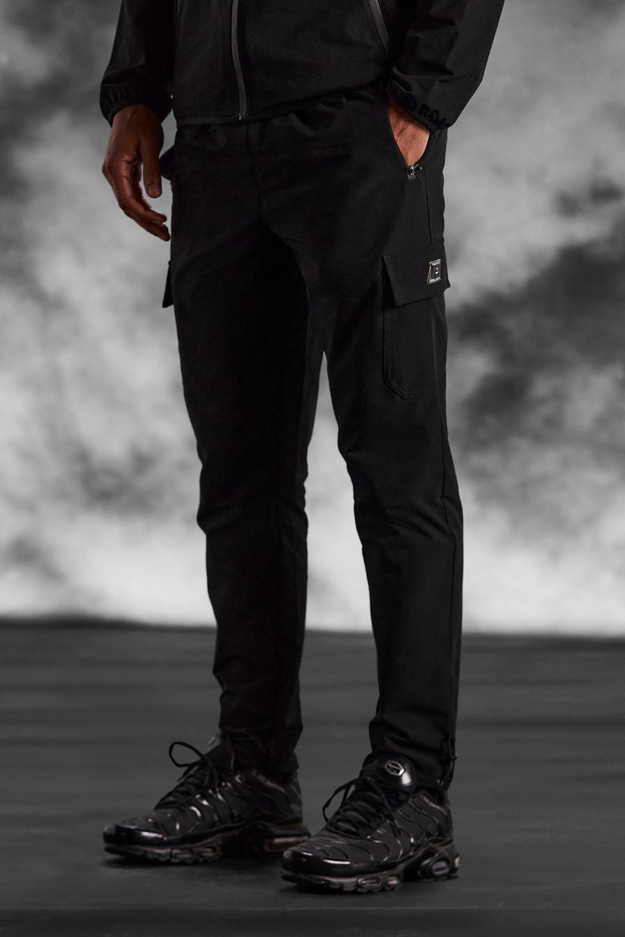 Pantaloni Cargo Ardee Slim Fit in Stretch tecnico con zip, Black image number 1
