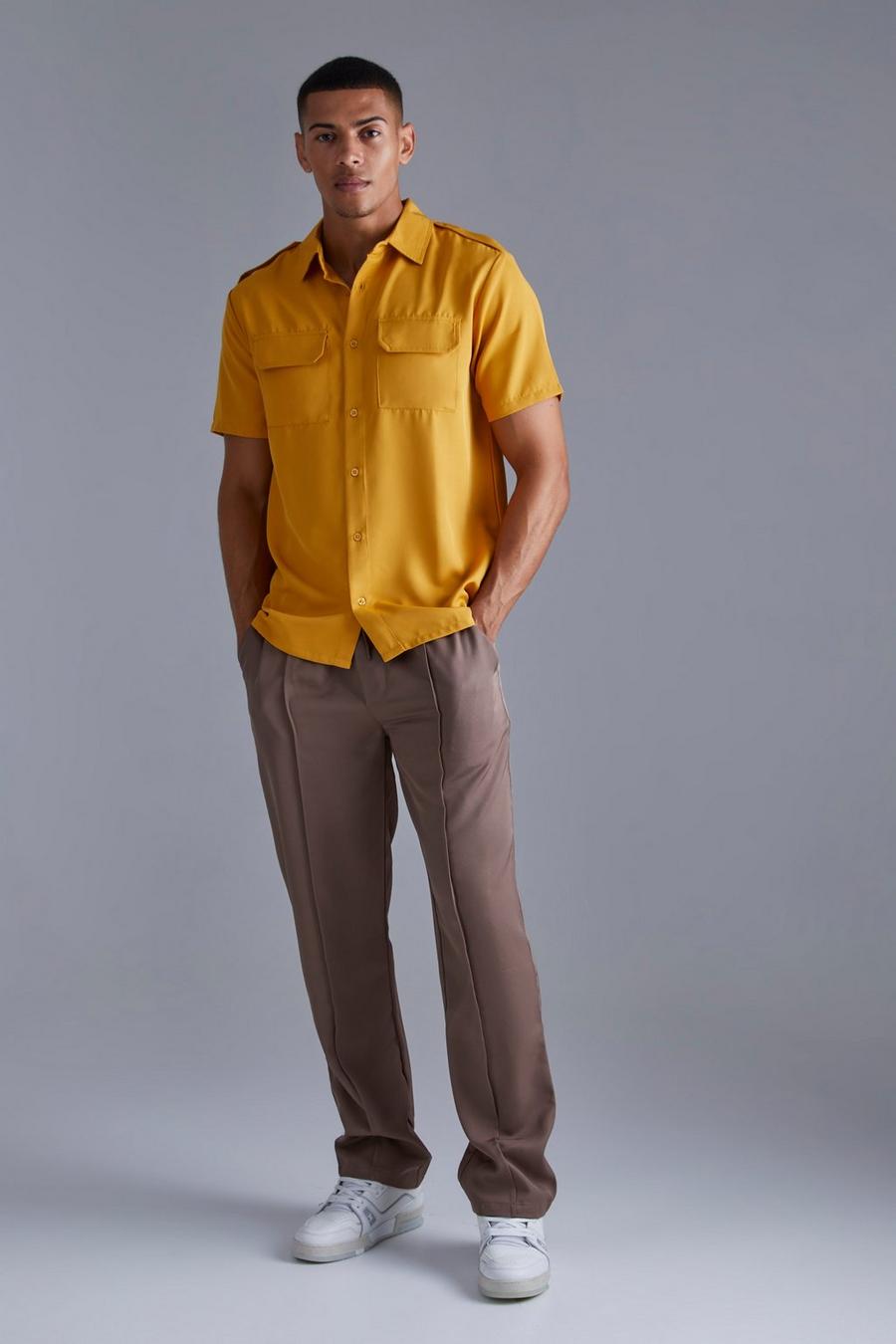 Conjunto de pantalón con alforza y ​​camisa utilitaria de sarga y manga corta, Multi image number 1