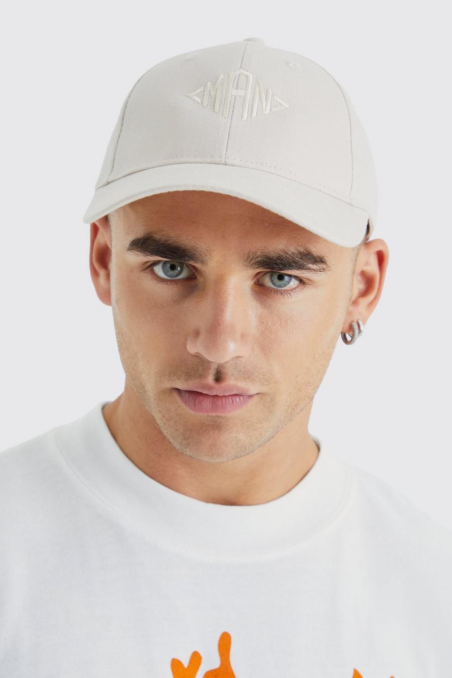 Ecru blanc Man Triangle Embroidered Cap