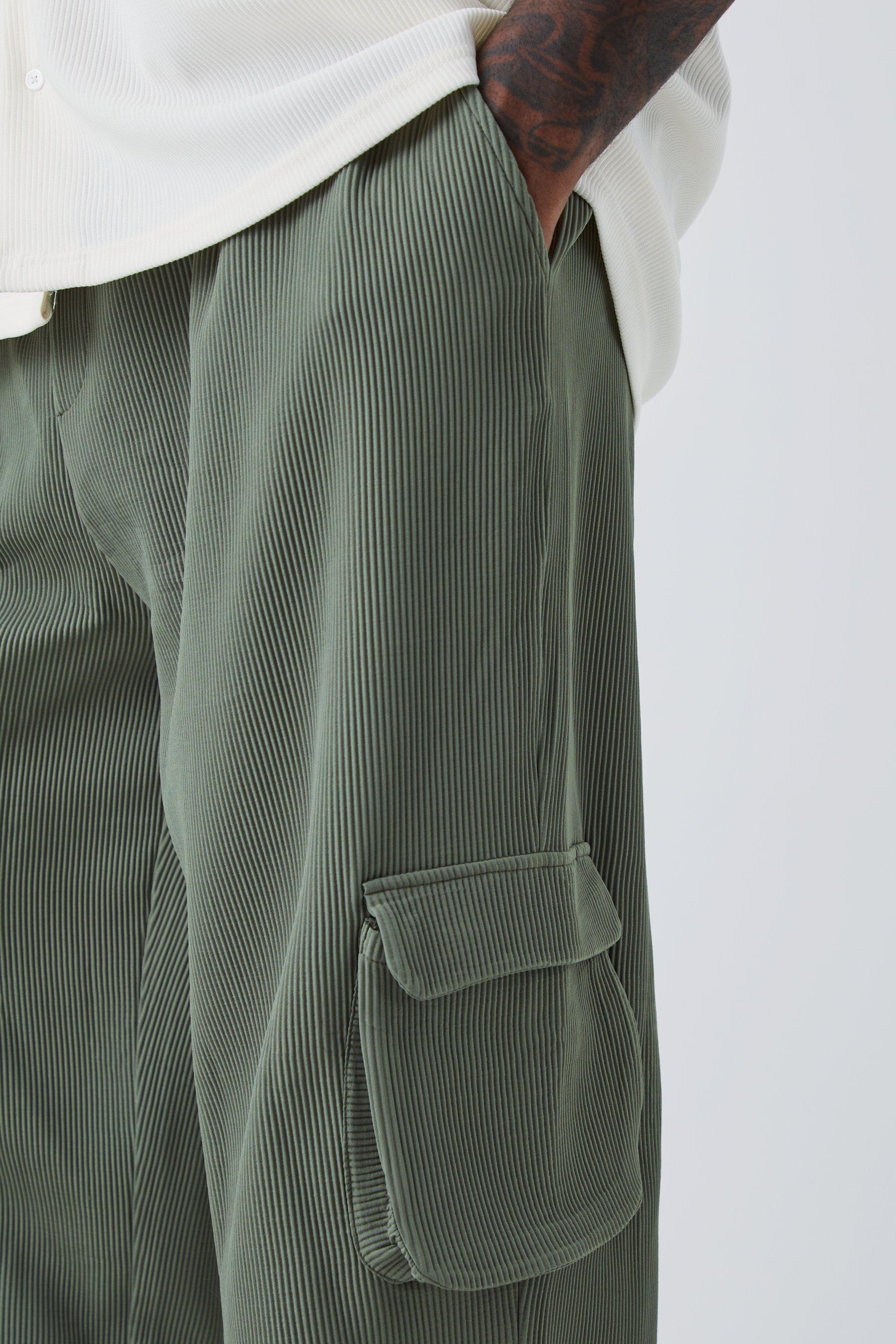 Plus Elastic Waist Relaxed Fit Pleated Trouser