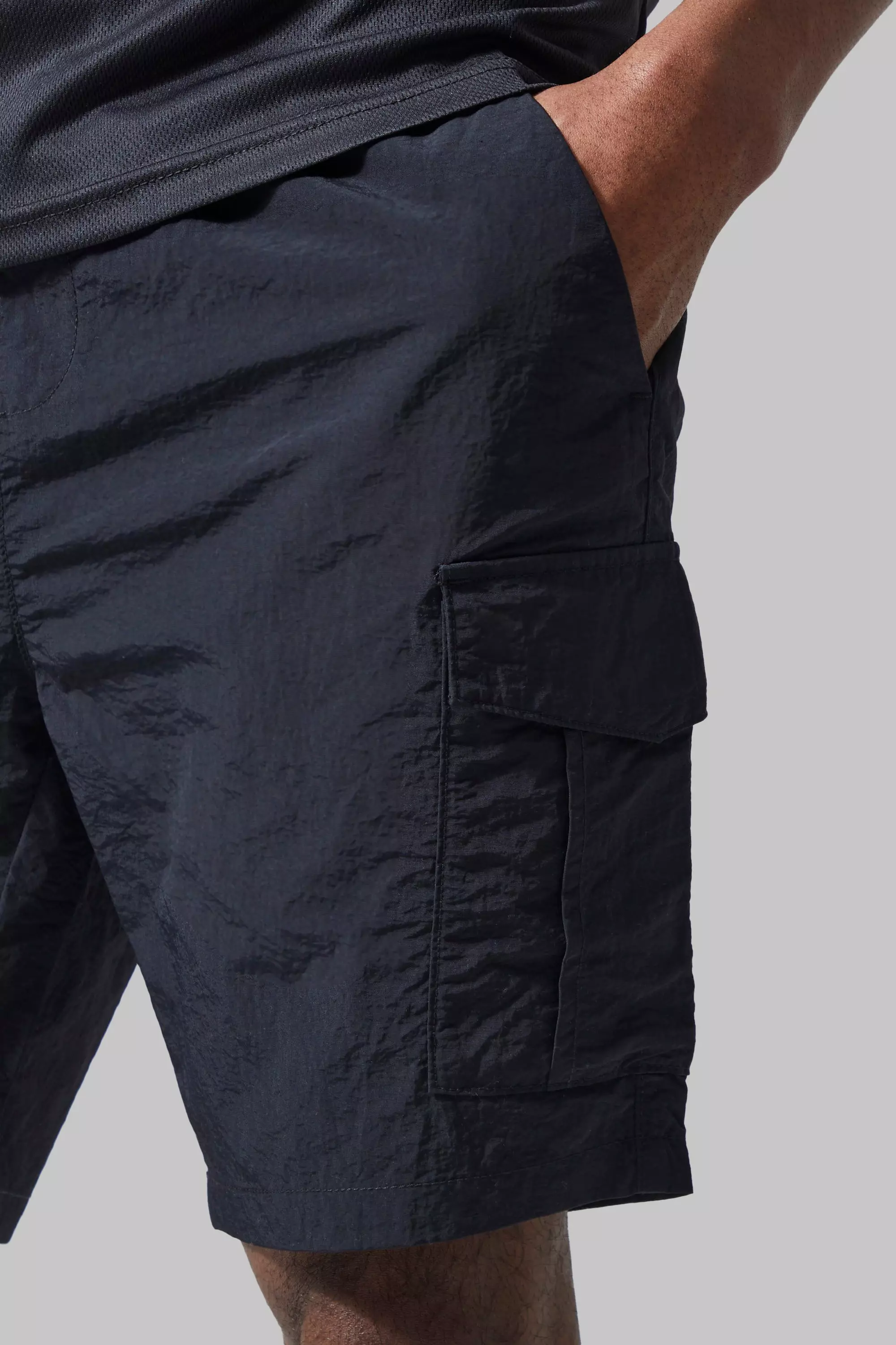 Man Active Nylon Cargo Shorts