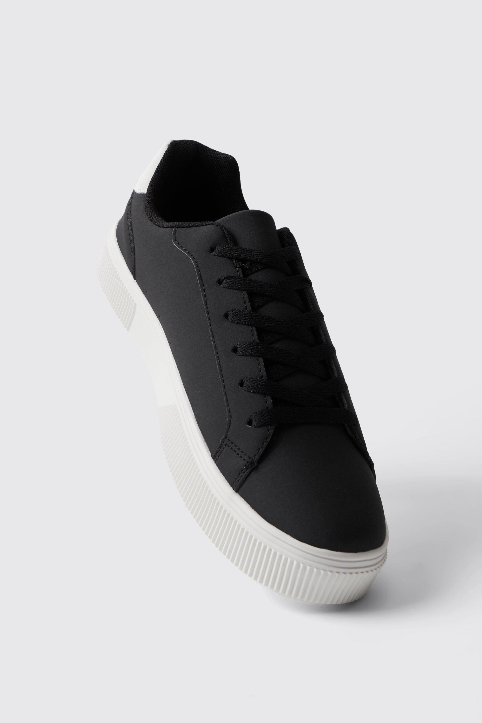Plimsole Trainer