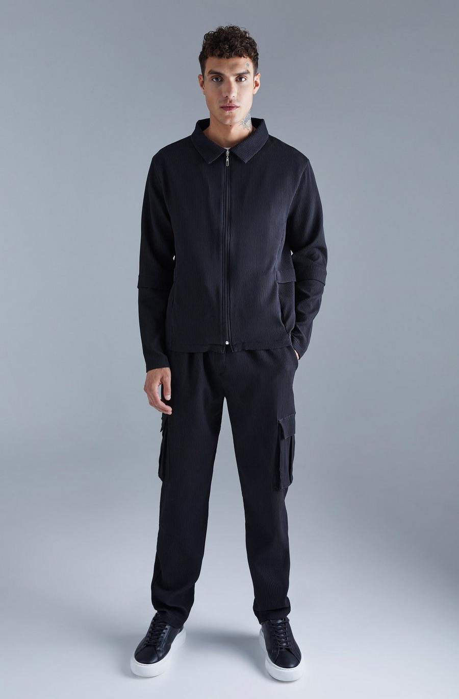 Ensemble plissé avec chemise zippée et pantalon cargo, Black image number 1