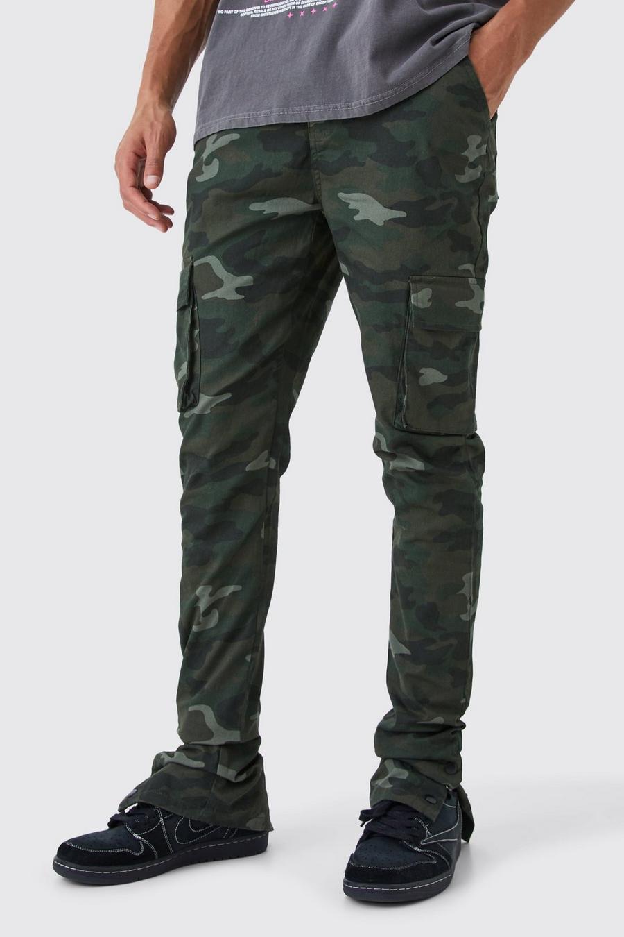 Pantaloni Cargo Tall Skinny Fit in fantasia militare con pieghe sul fondo e bottoni a pressione sul fondo, Khaki kaki