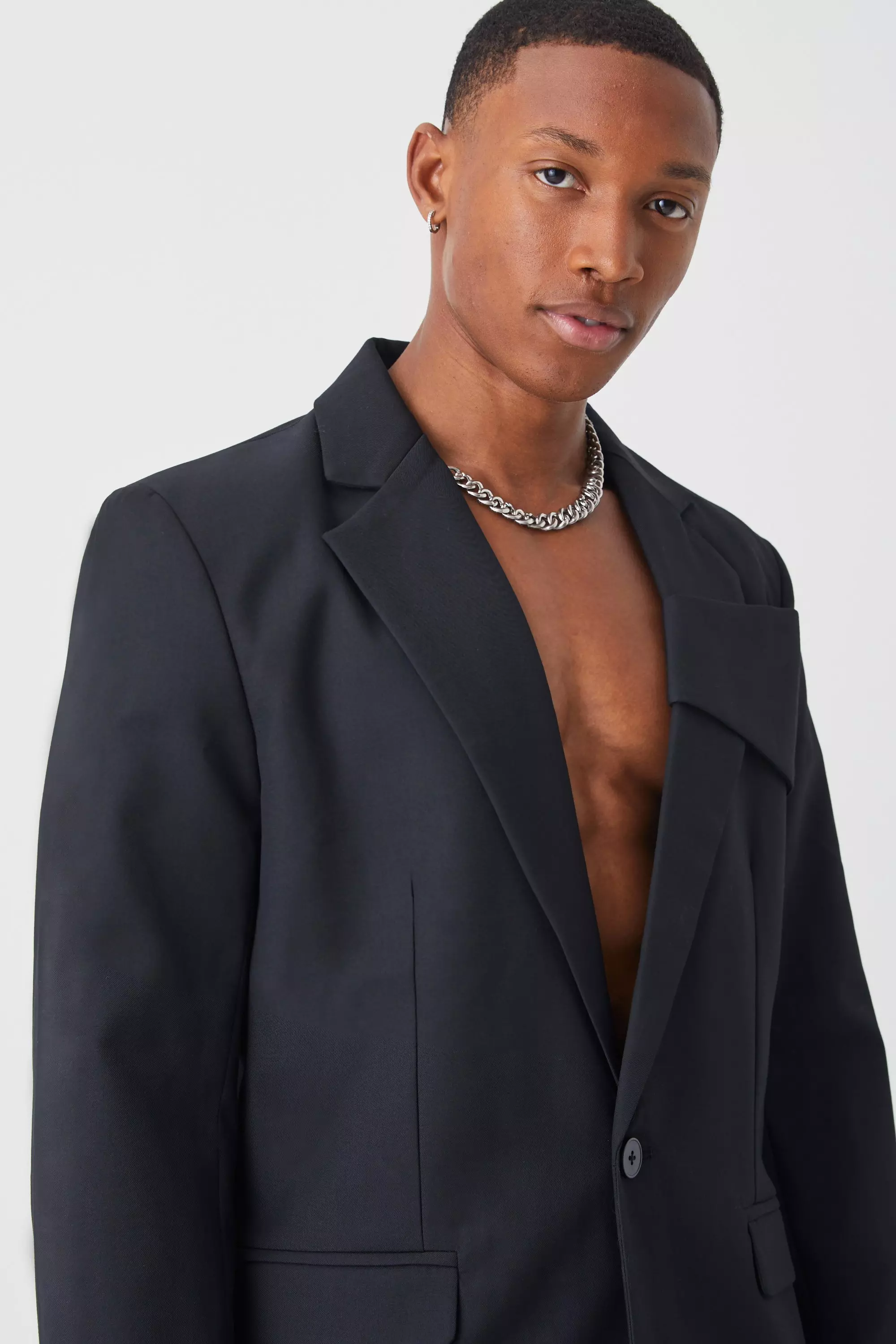 Black Relaxed Fit Front Panel Blazer صورة بديلة