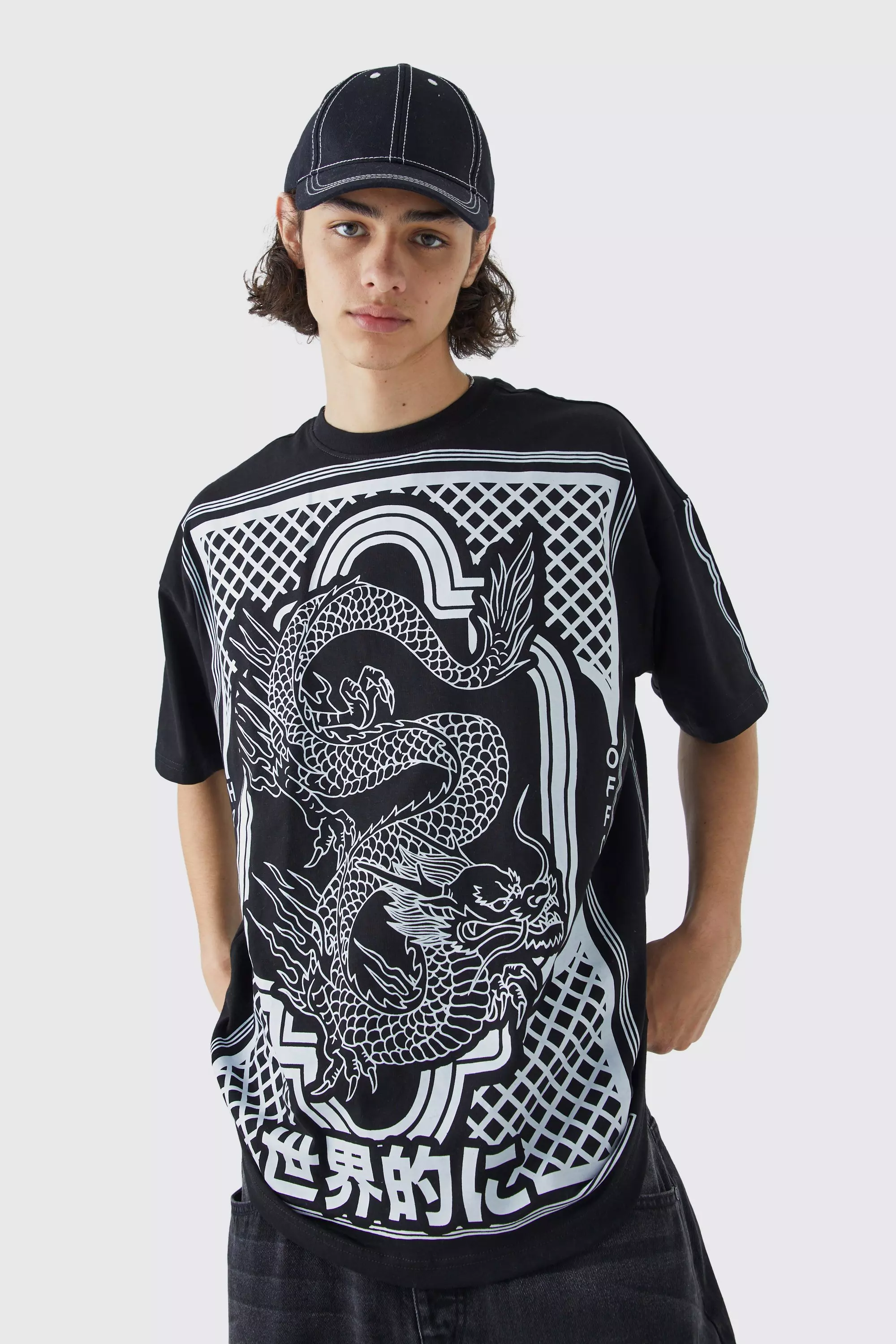 Black Oversized Edge To Edge Graphic T-shirt alternative image