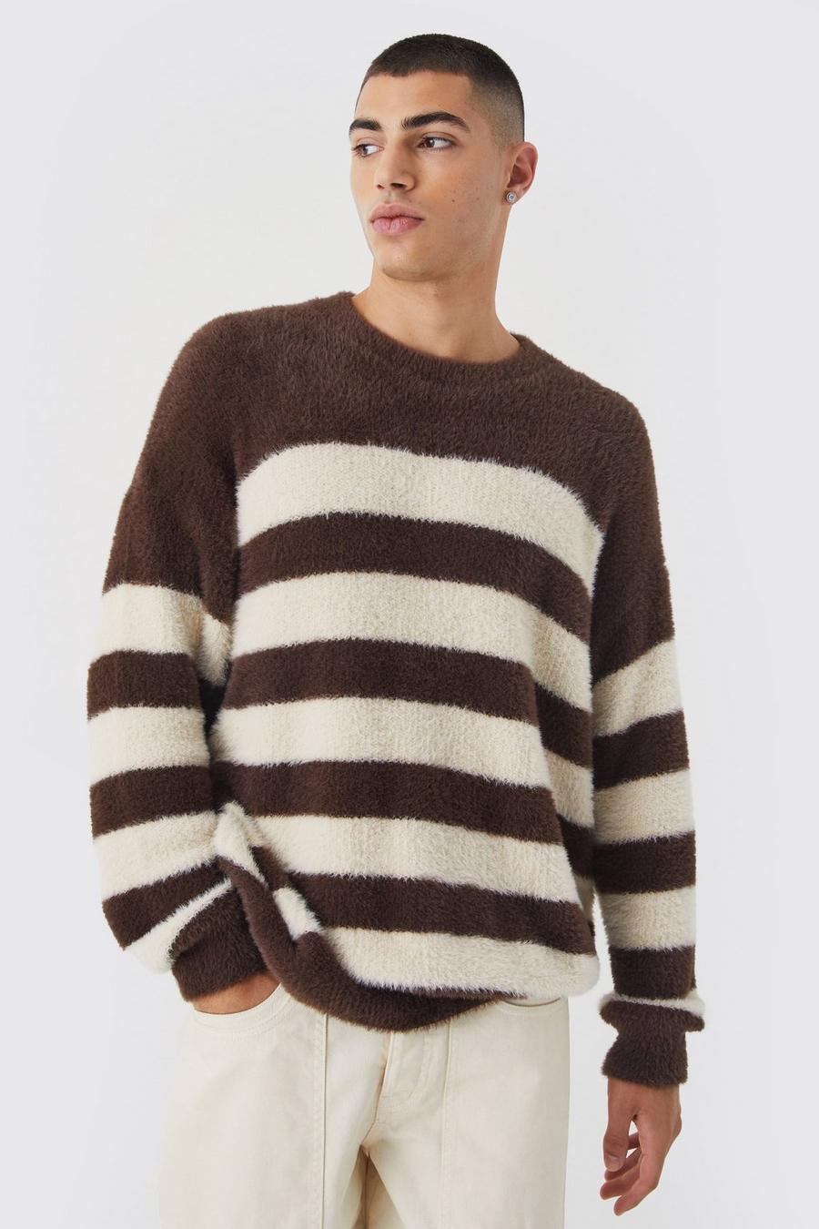 Flauschiger Oversize Pullover mit Streifen, Chocolate image number 1