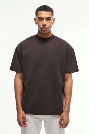 Oversized Super Dik Premium T-Shirt chocolate