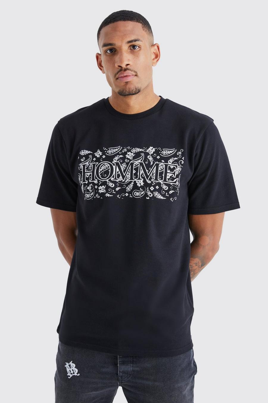 Camiseta Tall con eslogan Homme entrelazado y estampado cachemira, Black image number 1
