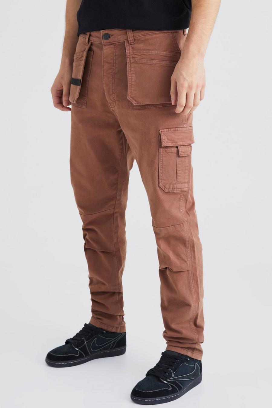 Pantaloni Cargo Tall Slim Fit con spalline, Chocolate marrón