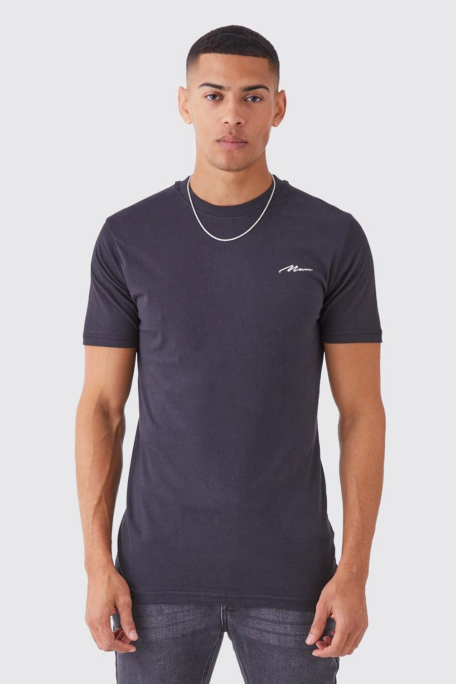 Camiseta ajustada con firma MAN, Black image number 1