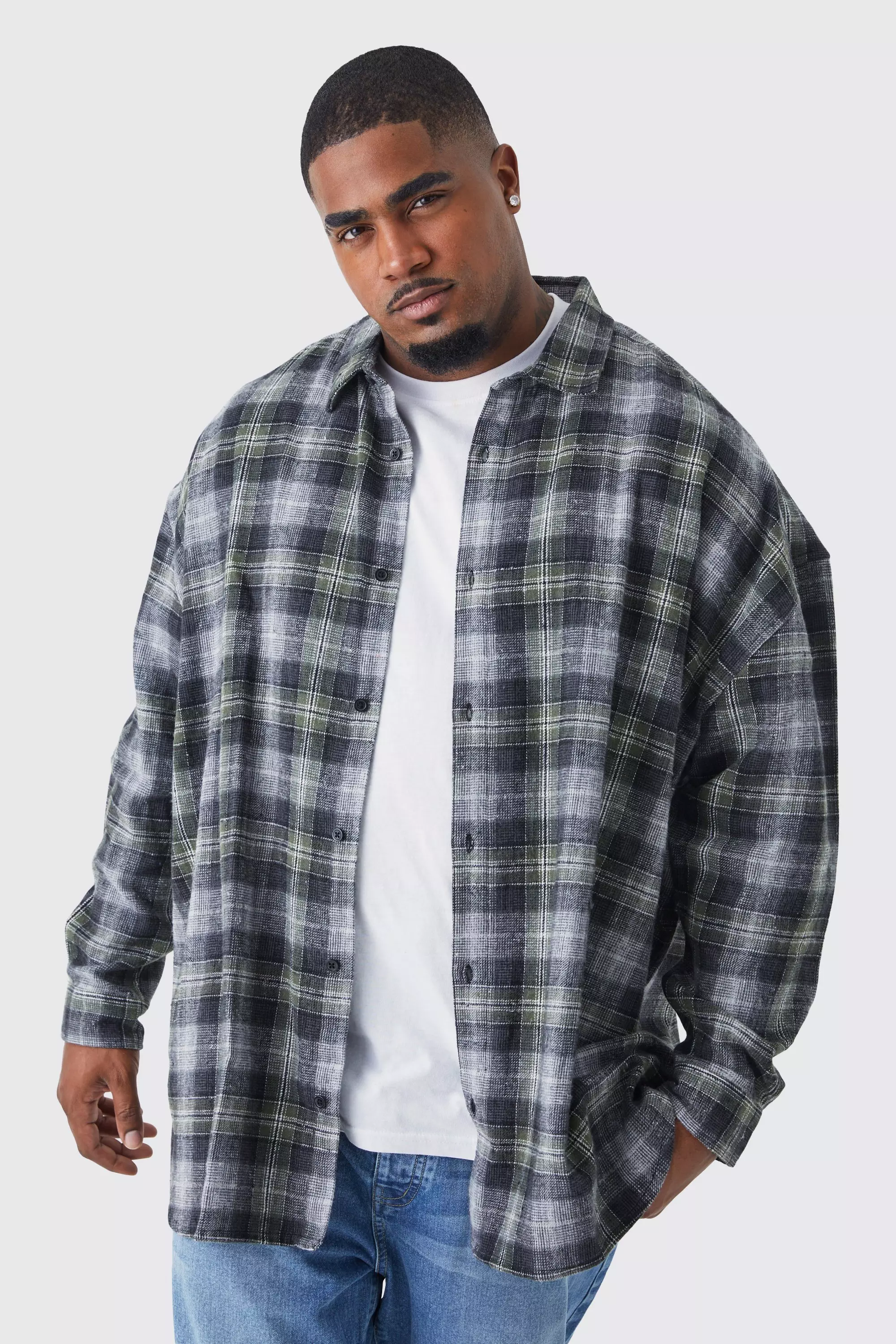 Grey Plus Longsleeve Oversized Check Flannel Overshirt alternative image