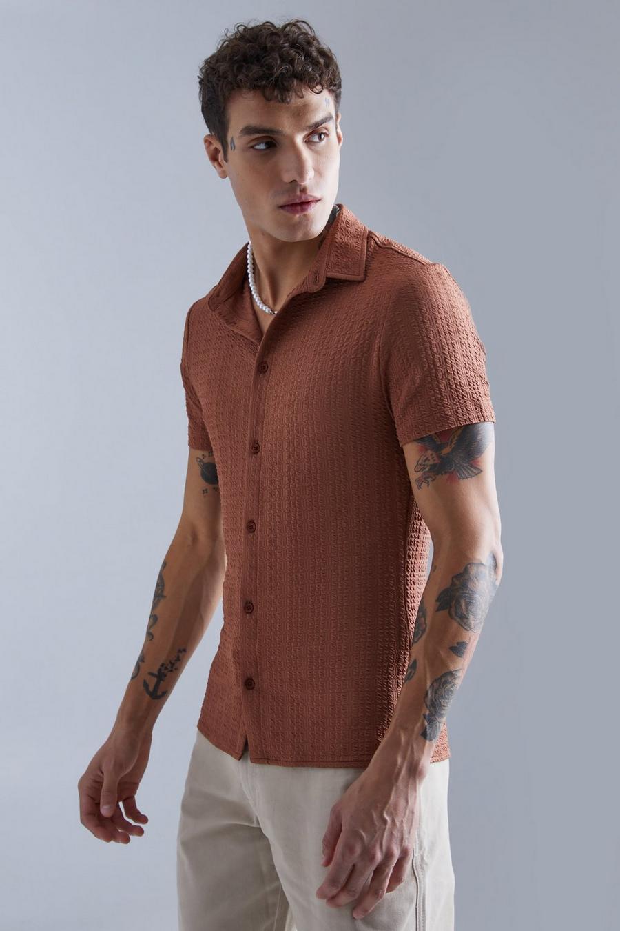 Camicia attillata a maniche corte con trama in rilievo, Brown image number 1