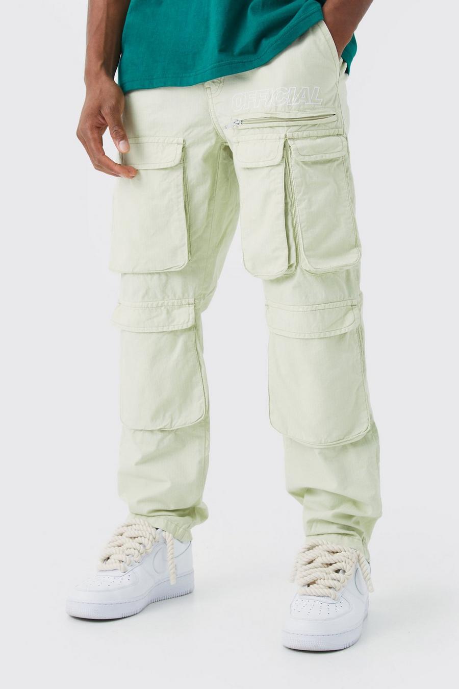 Pantalón cargo de pernera recta con costuras antidesgarros y marca en tonos neutros, Sage image number 1