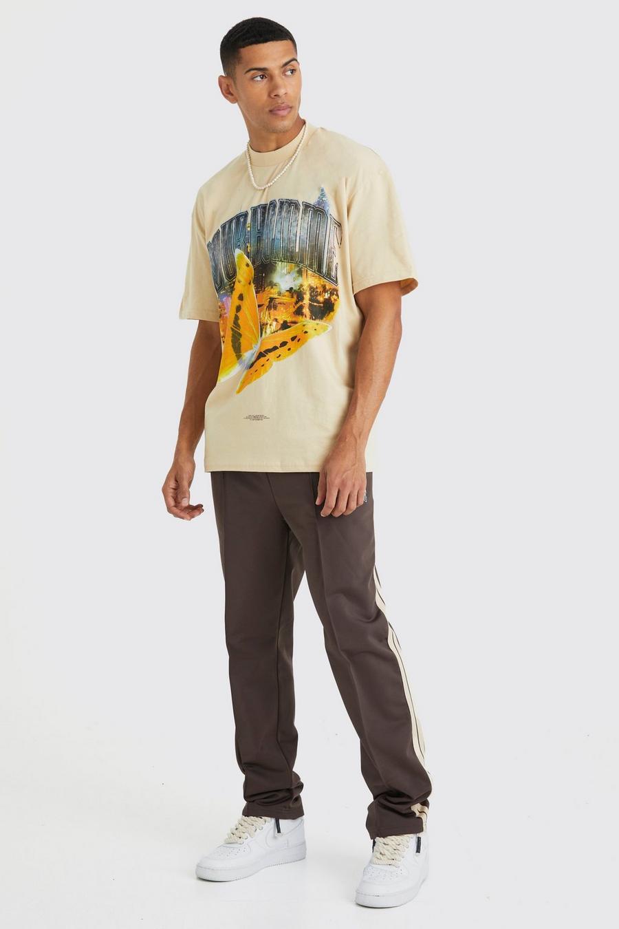Pantalón deportivo de tejido por urdimbre y camiseta oversize con estampado gráfico, Sand image number 1