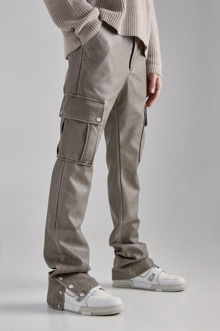 Pantalón cargo ajustado de campana y cuero sintético desteñido, Brown image number 1