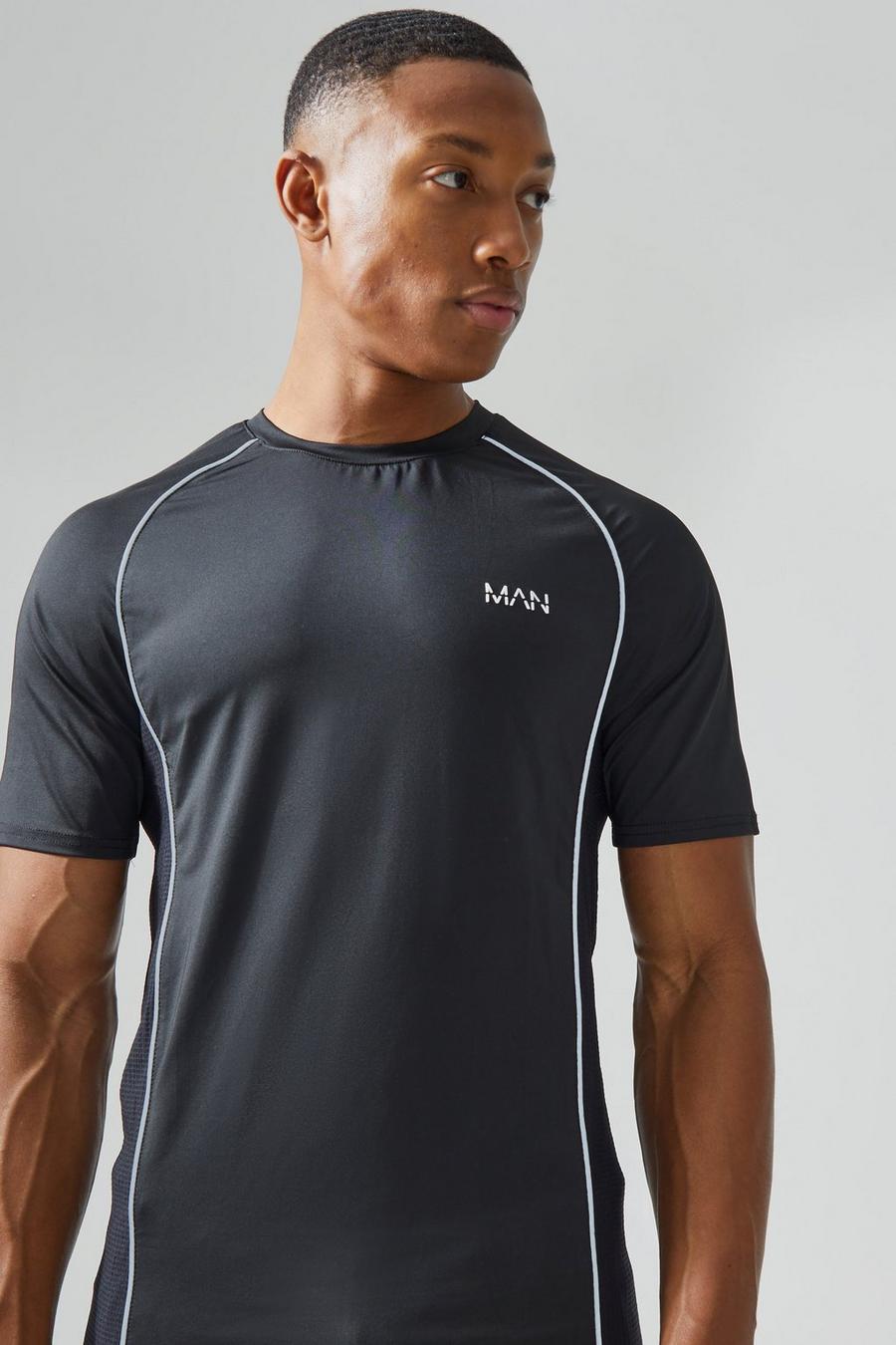 Black schwarz Man Active Muscle Fit Panelled T-shirt