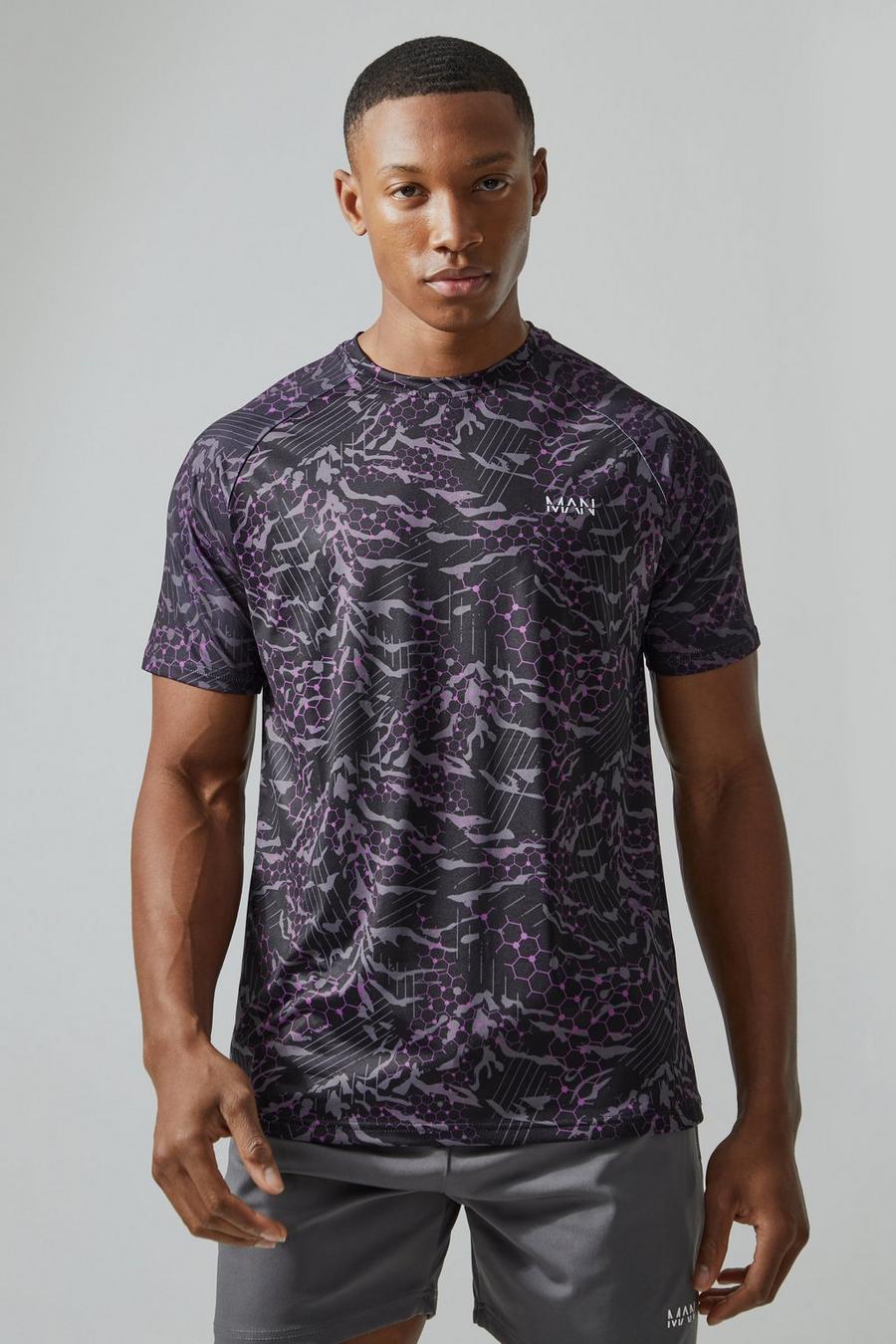 Purple MAN Active T-shirt med geometriskt tryck image number 1