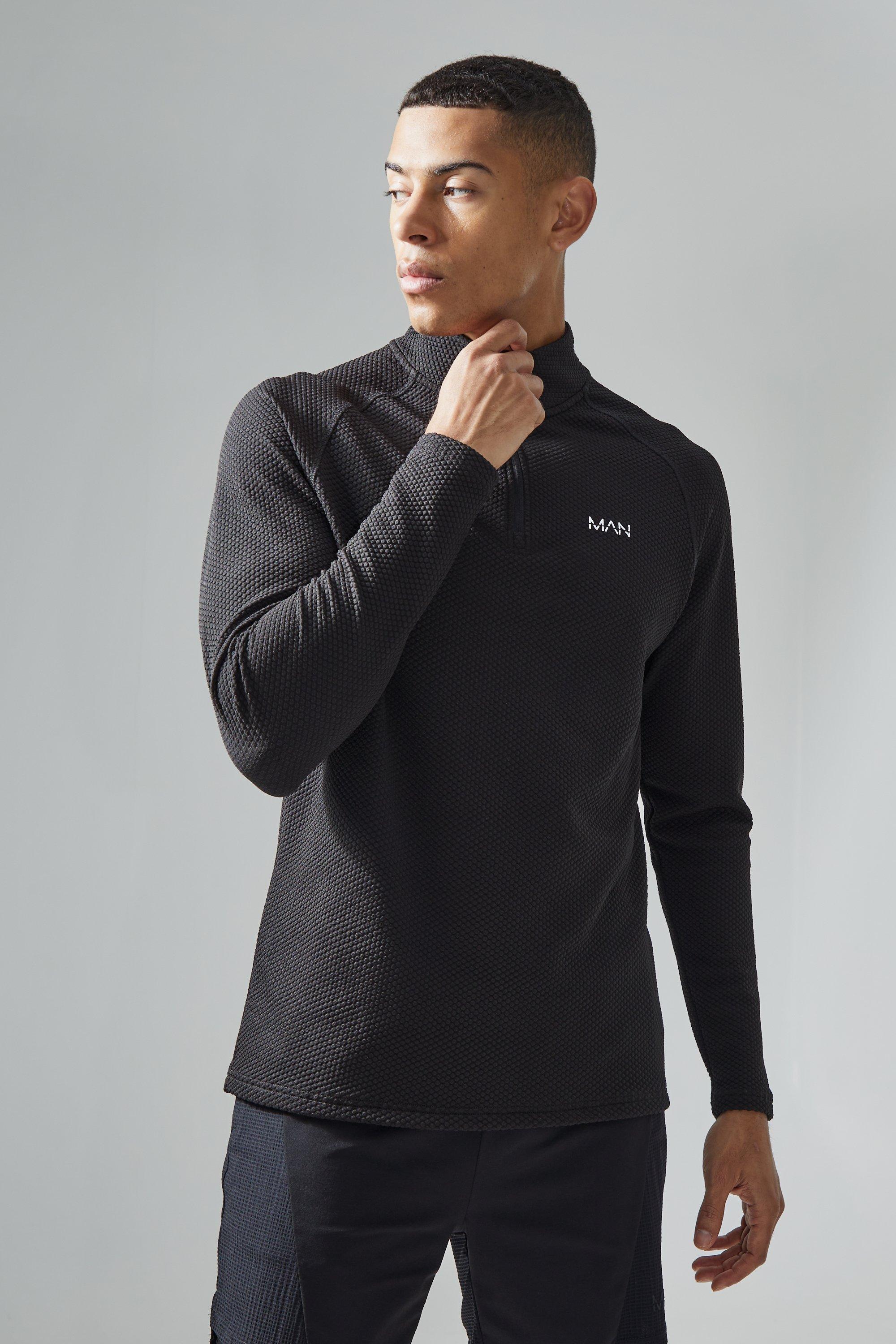 Man Active Slim Fit Textured Quarter Zip Top