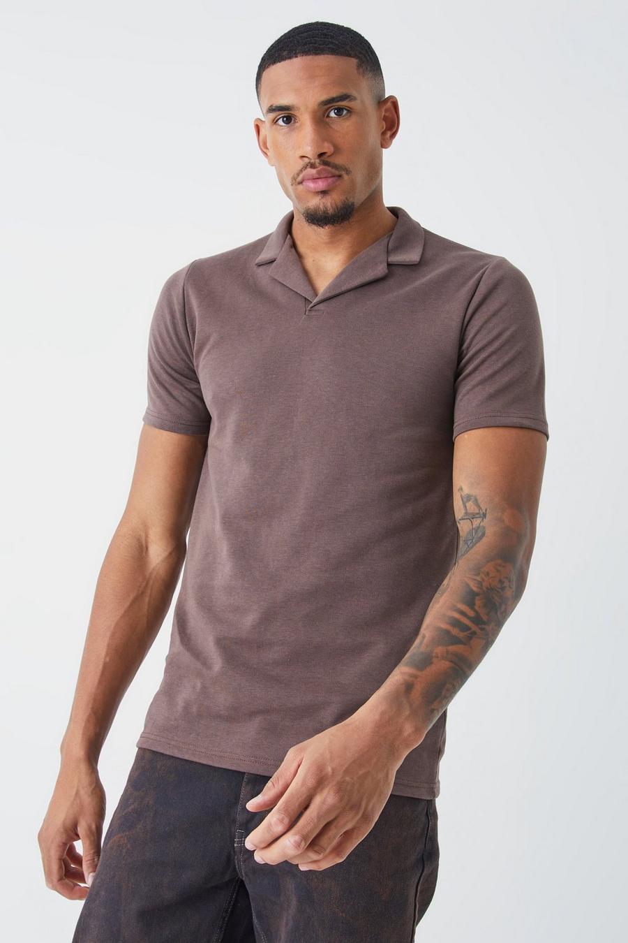 Tall Slim-Fit Poloshirt aus Interlock-Jersey, Chocolate image number 1